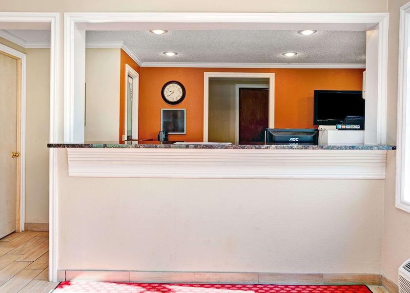 Michigan Sterling Heights Lobby