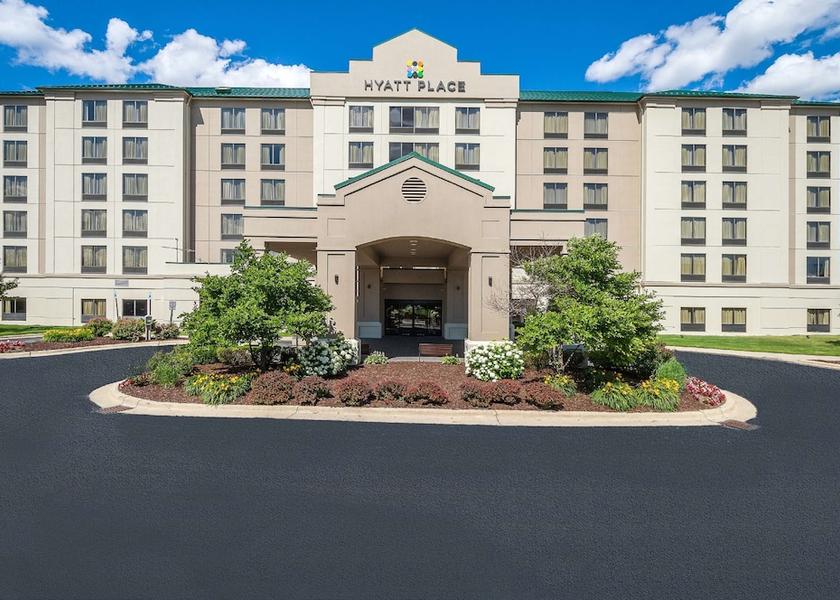 Michigan Utica Exterior Detail