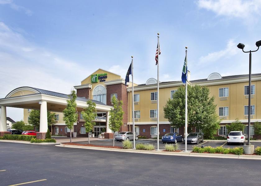 Michigan Woodhaven Exterior Detail