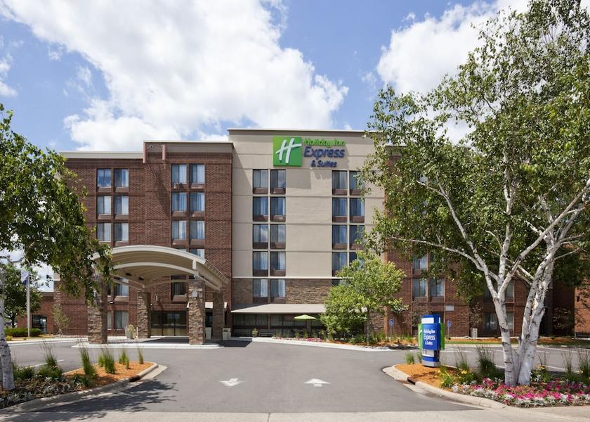 Minnesota Bloomington Facade