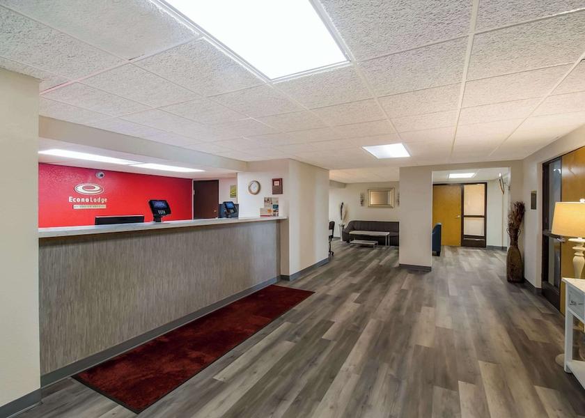 Minnesota Duluth Lobby