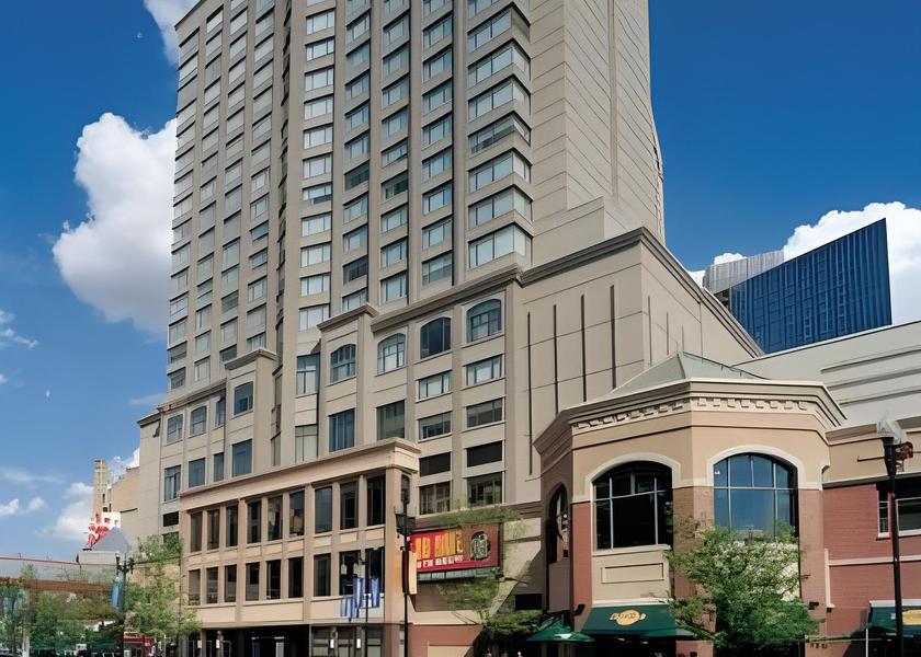 Minnesota Minneapolis Hotel Exterior