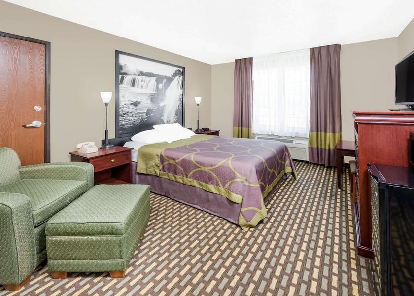 Missouri Bolivar Room