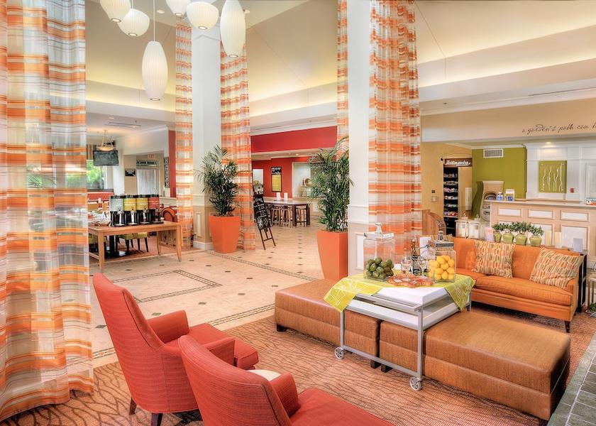 Missouri Chesterfield Breakfast Area