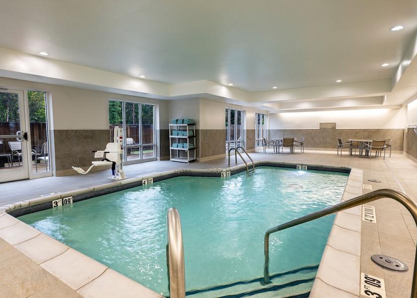 Missouri Chesterfield Pool