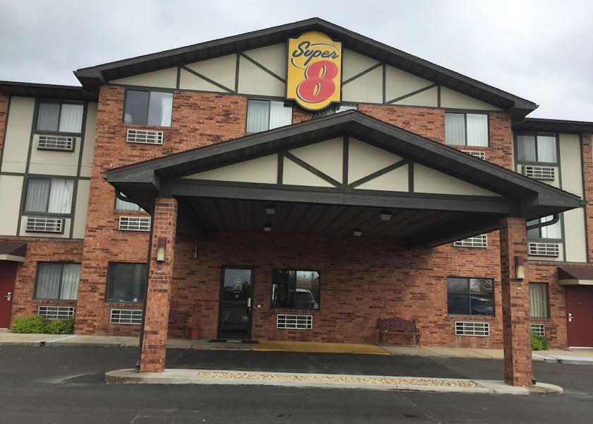 Missouri Cuba Exterior Detail