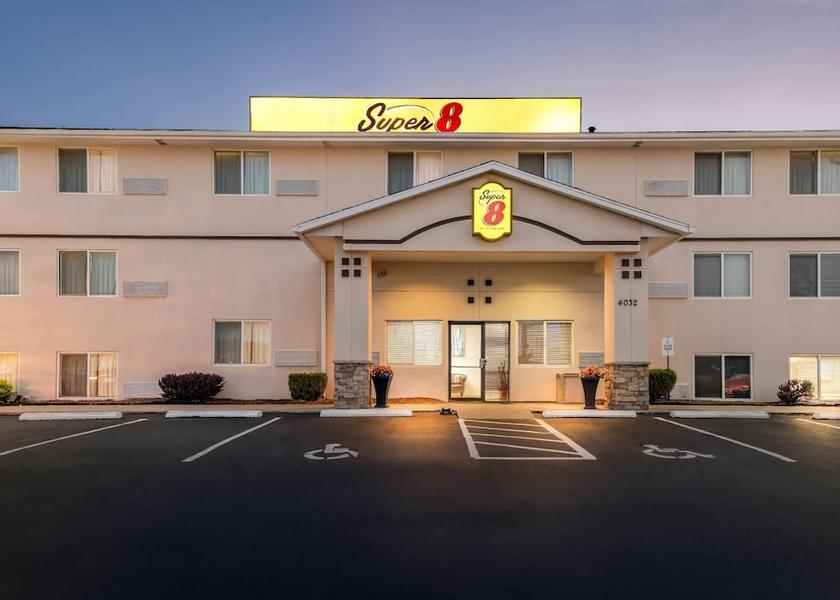 Missouri Independence Exterior Detail