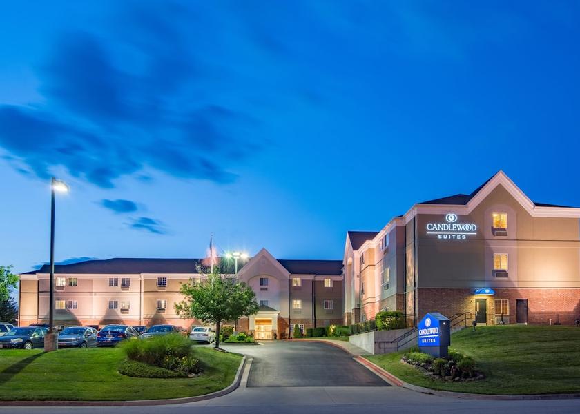 Missouri Jefferson City Exterior Detail