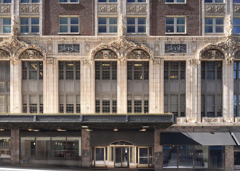 Missouri Kansas City Exterior Detail