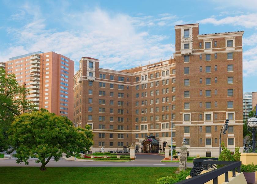 Missouri Kansas City Exterior Detail