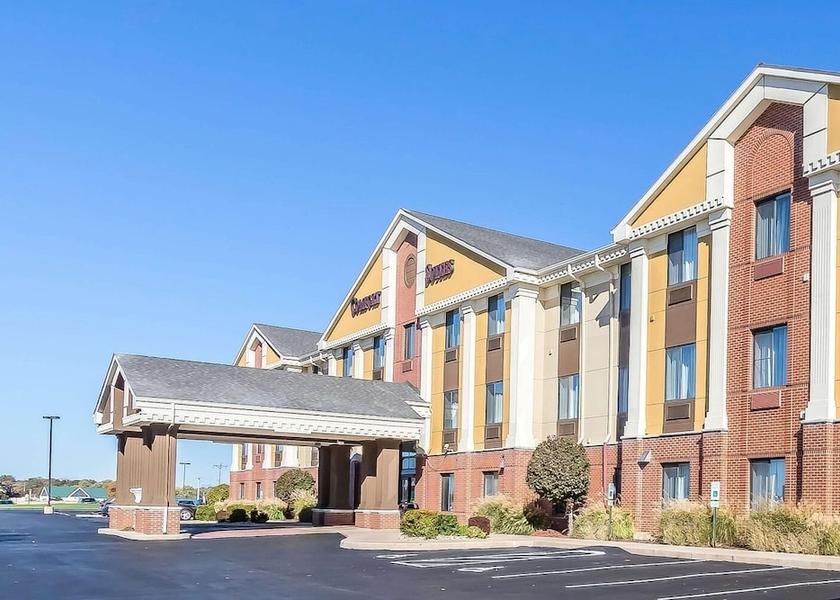 Missouri St. Charles Exterior Detail