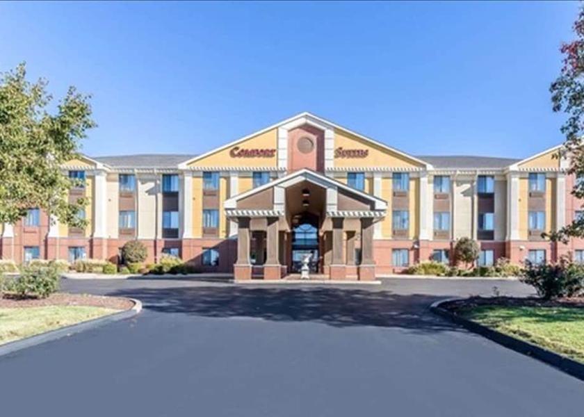 Missouri St. Charles Exterior Detail