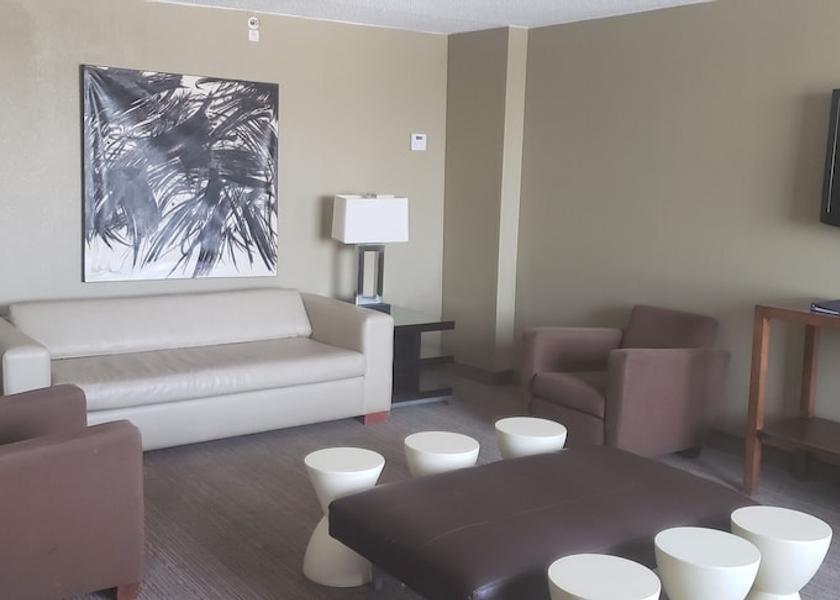 Missouri Maryland Heights Living Area