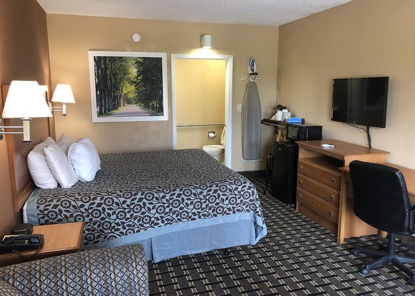 Mississippi Columbus Room