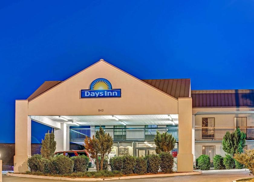 Mississippi Hernando Exterior Detail