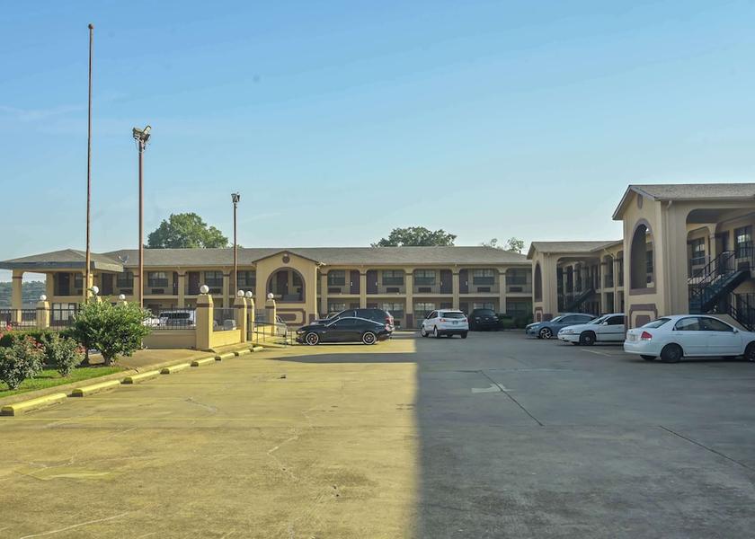 Mississippi Meridian Exterior Detail