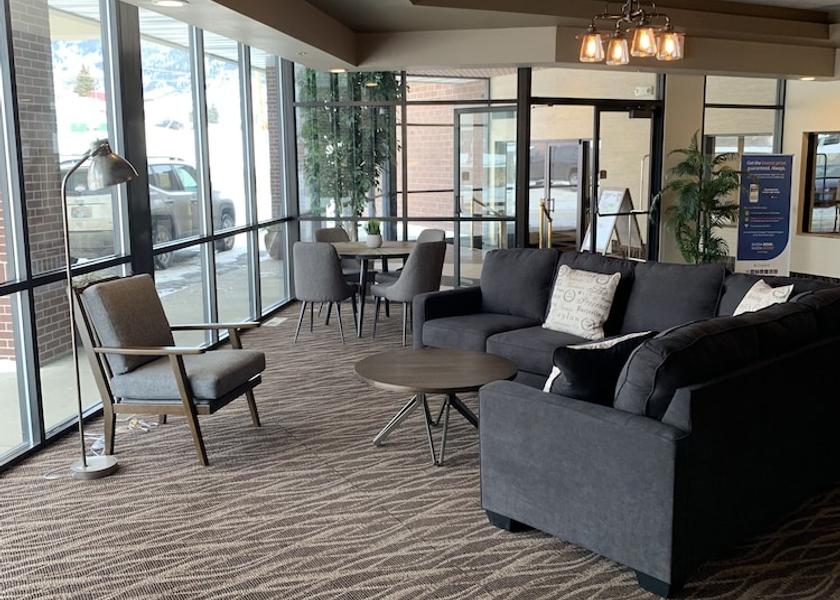 Montana Butte Lobby