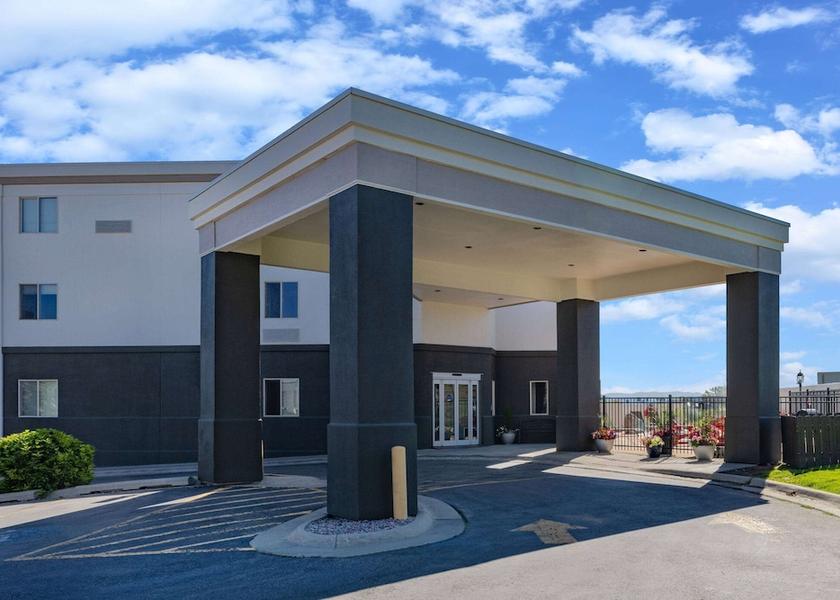 Montana Helena Exterior Detail