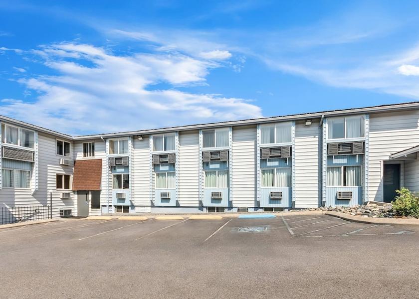 Montana Helena Exterior Detail