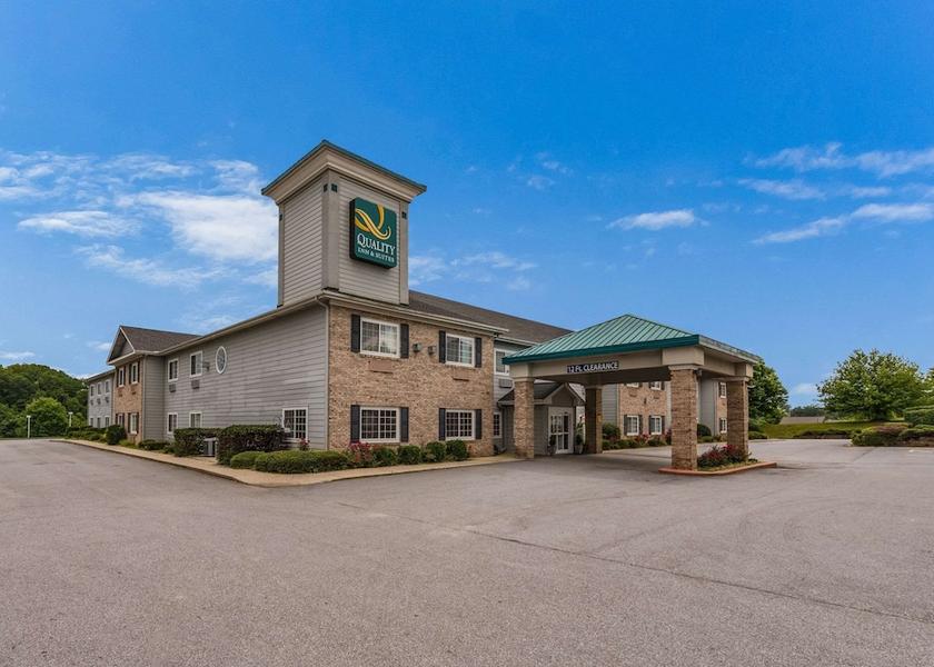 North Carolina Flat Rock Exterior Detail