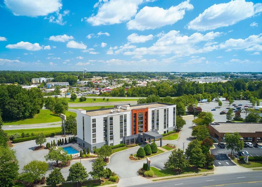 North Carolina Greensboro Exterior Detail