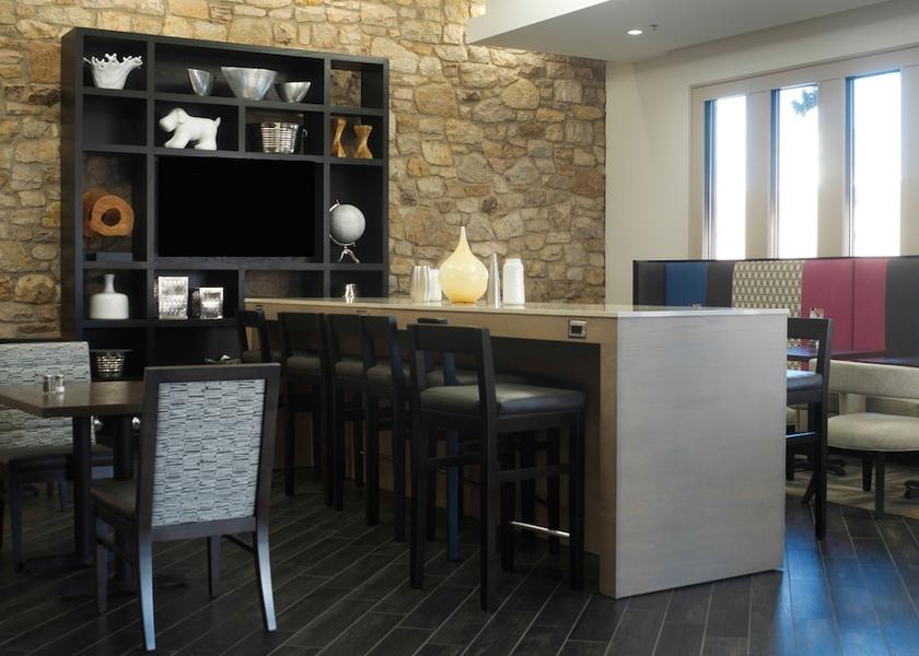 North Carolina Hickory Exterior Detail