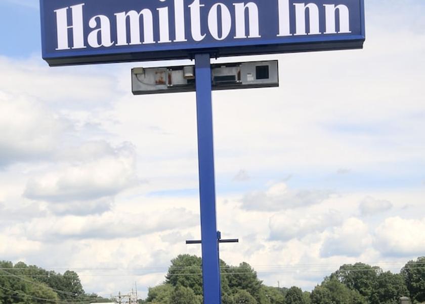 North Carolina Jonesville Exterior Detail