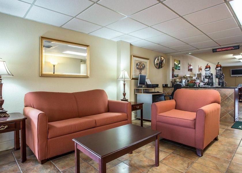 North Carolina Monroe Lobby