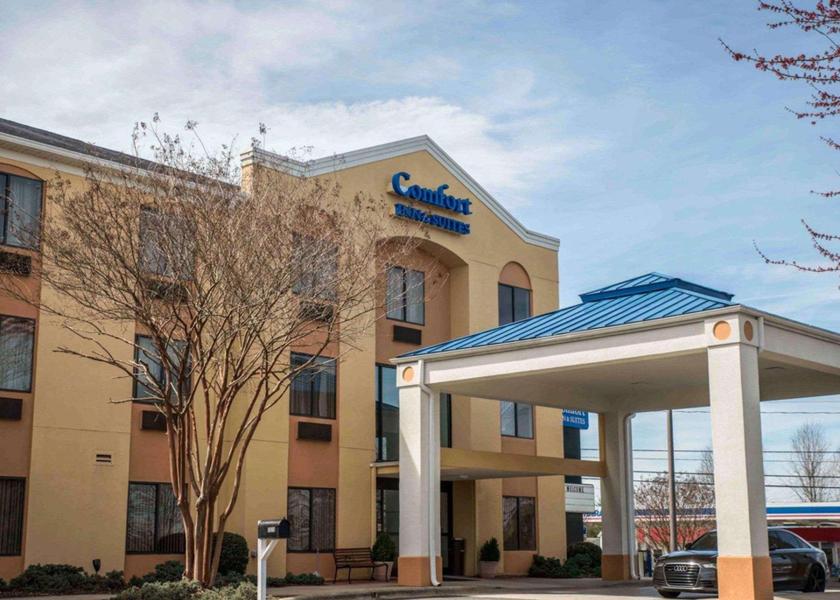 North Carolina Morganton Hotel Exterior