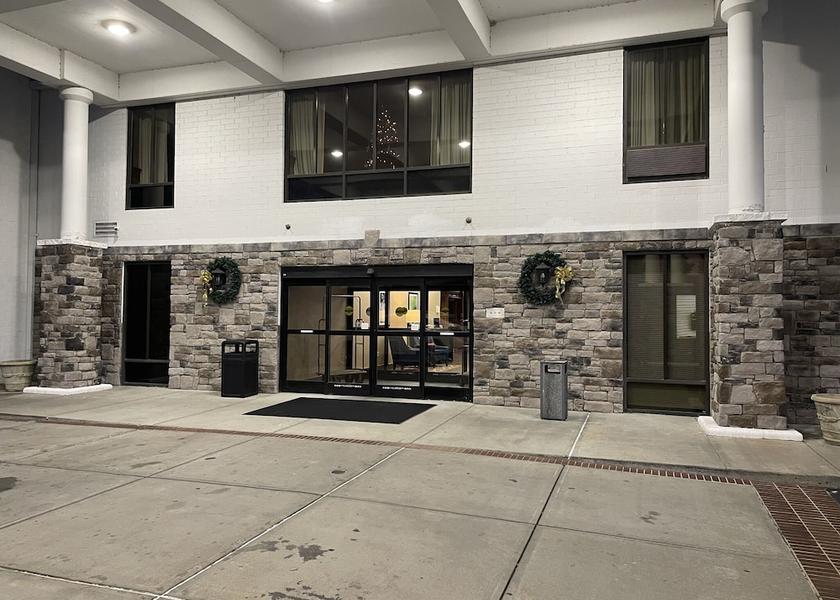 North Carolina Pinehurst Facade