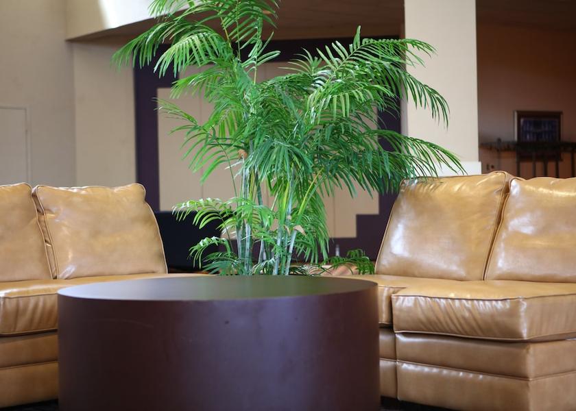 Nebraska Grand Island Interior detail