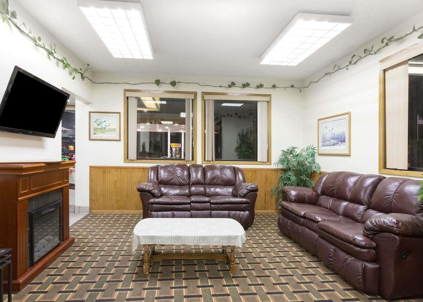 Nebraska Paxton Lobby