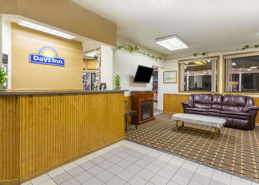 Nebraska Paxton Lobby