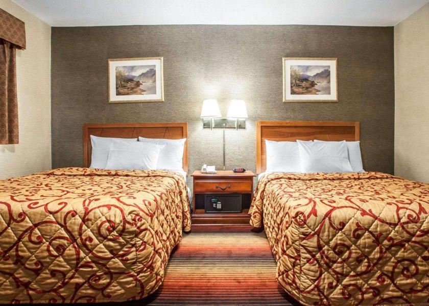 New Jersey Jersey City 2 Queen Beds, Nonsmoking