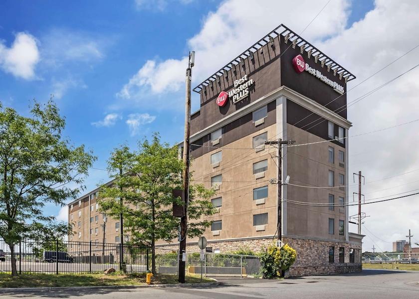 New Jersey Newark Exterior Detail