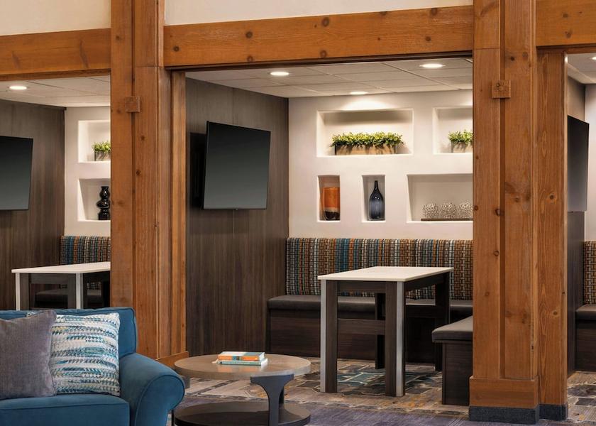 New Mexico Farmington Lobby