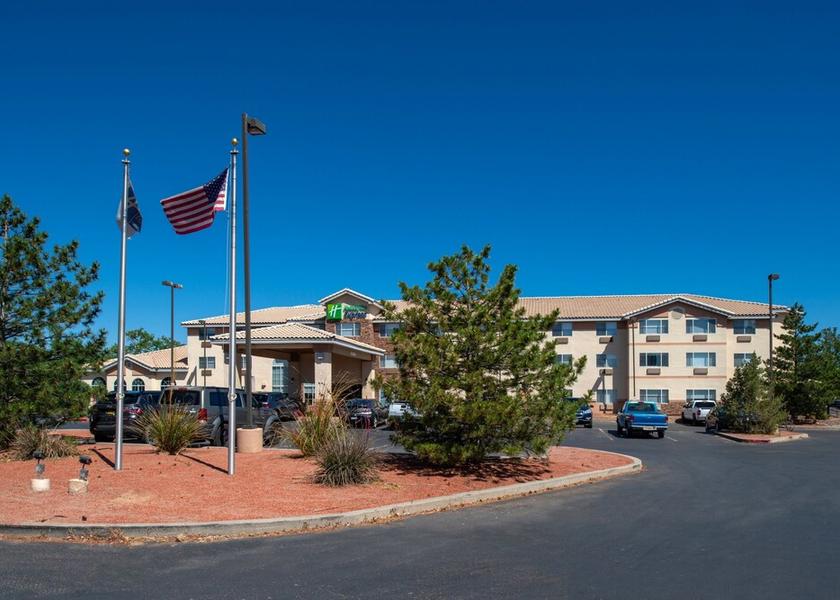 New Mexico Farmington Exterior Detail