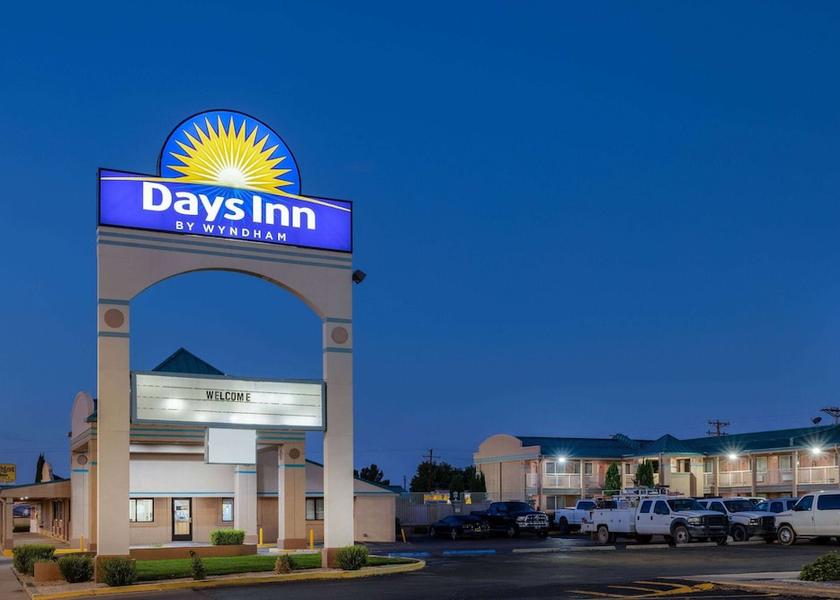 New Mexico Roswell Exterior Detail