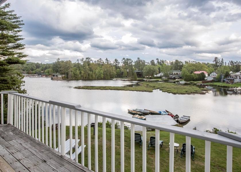 New York Lake Placid Exterior Detail