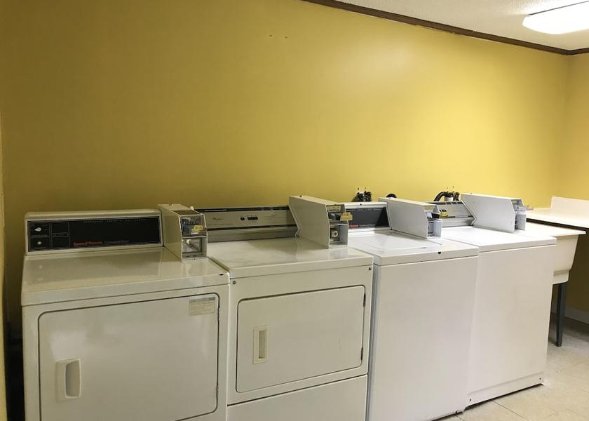 New York Liverpool Laundry Room