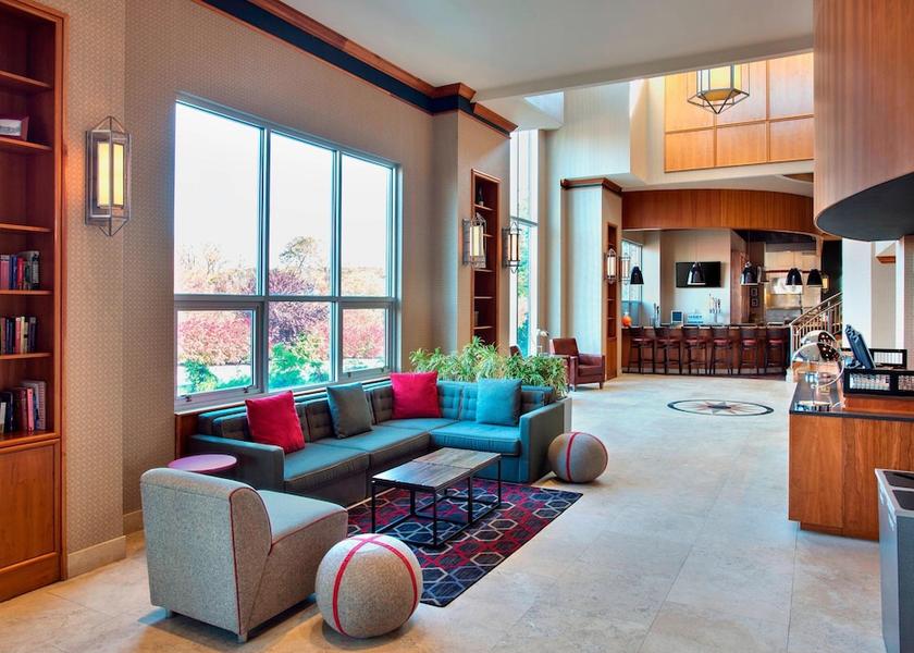 New York Plainview Lobby