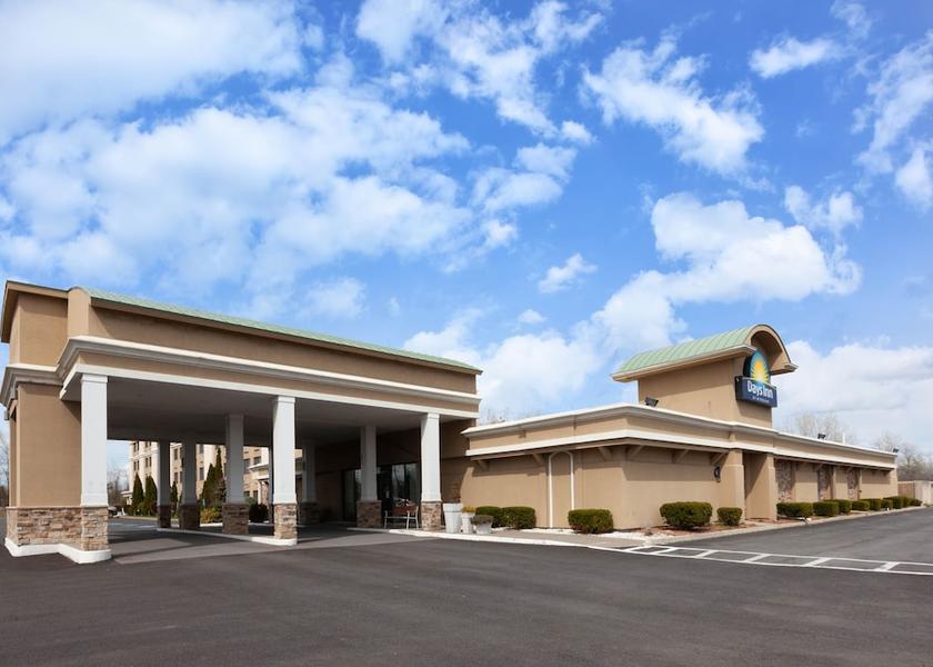 New York Plattsburgh Exterior Detail