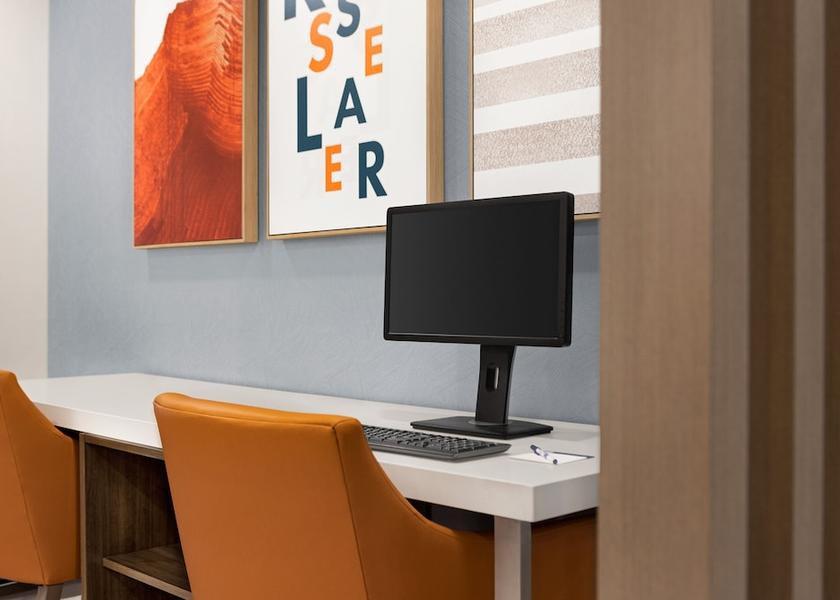 New York Rensselaer Amenity