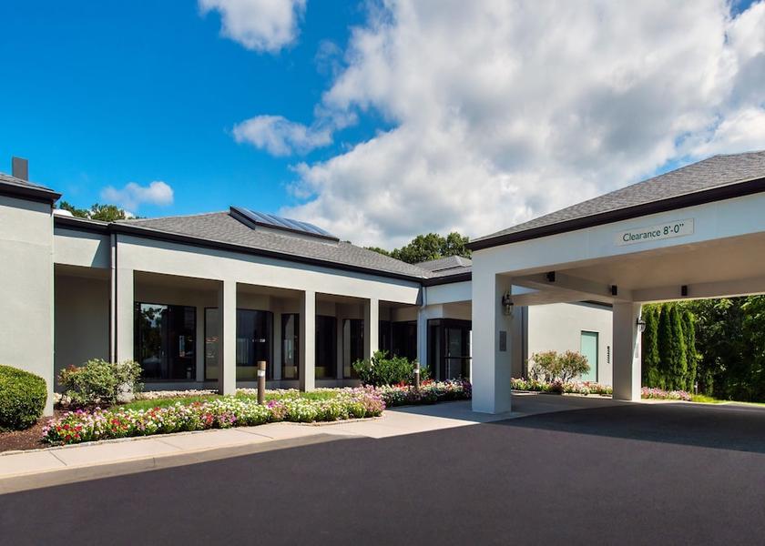 New York Tarrytown Exterior Detail