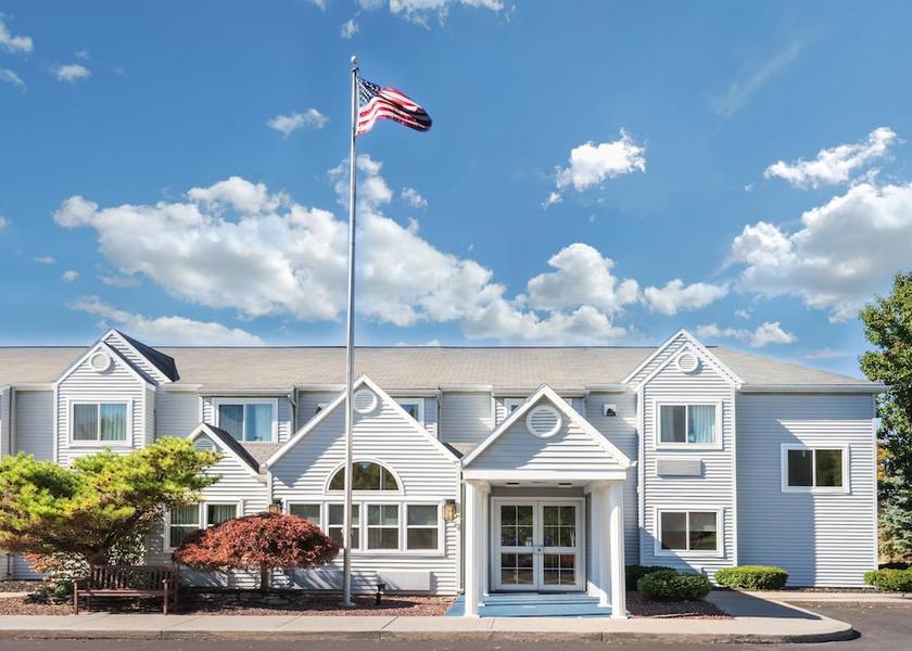 New York Victor Facade