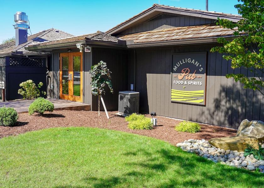 Ohio Huron Dining Area
