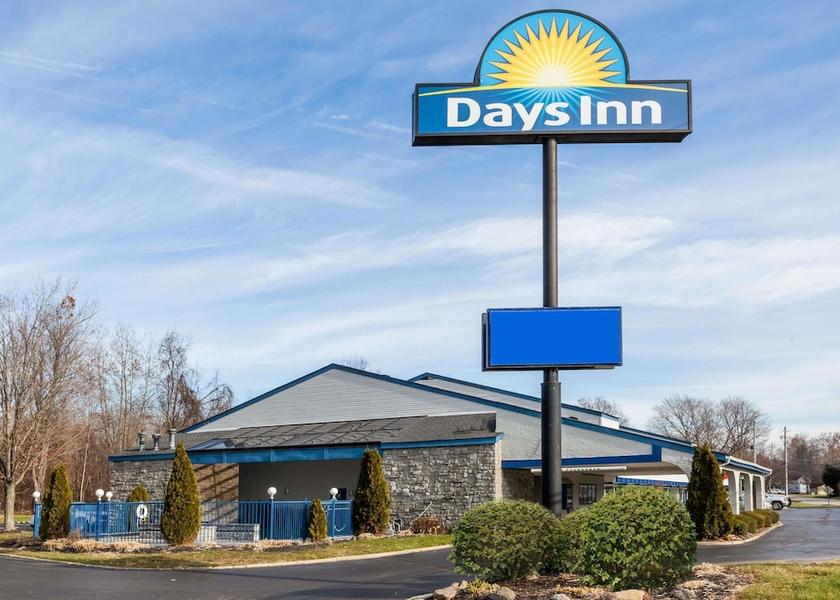 Ohio Kent Exterior Detail