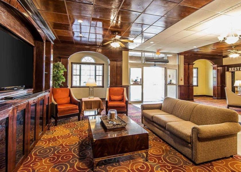 Georgia Marietta Lobby