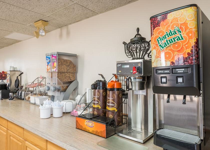 Ohio Miamisburg Breakfast Area