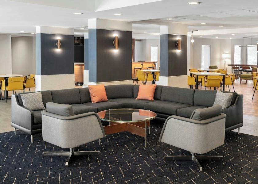 Ohio Middleburg Heights Lobby